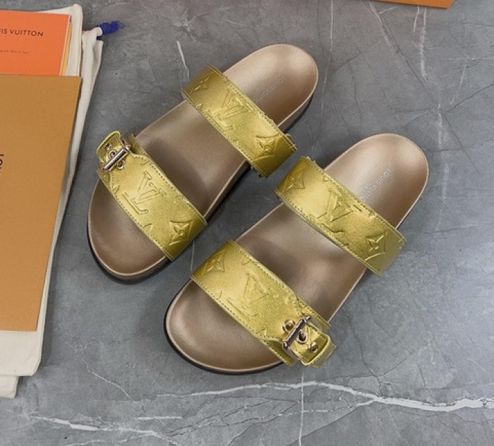 LV SANDALS