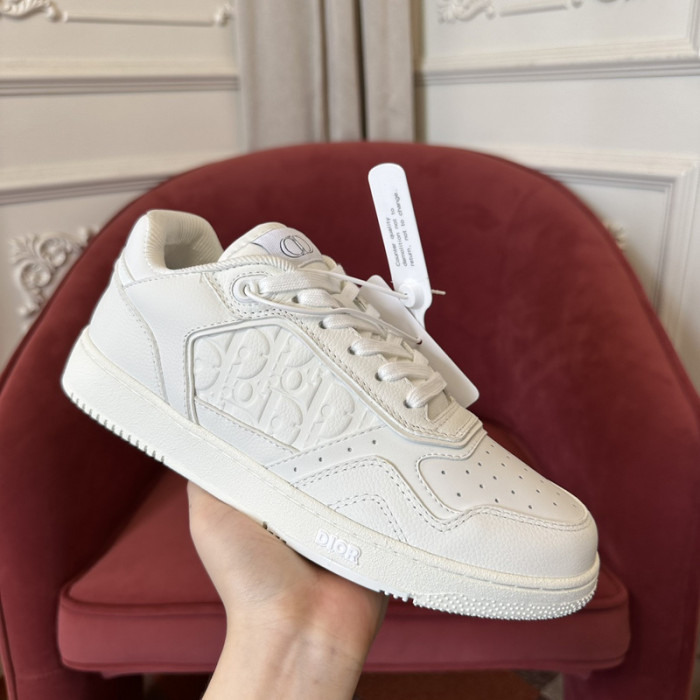 D10r B27 Low Top Sneaker