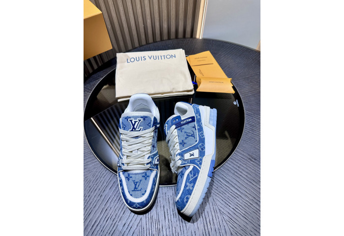 LV Trainer Sneaker