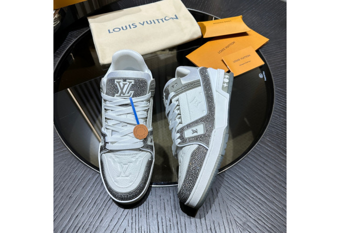 LV Trainer Sneaker (crystal customize)