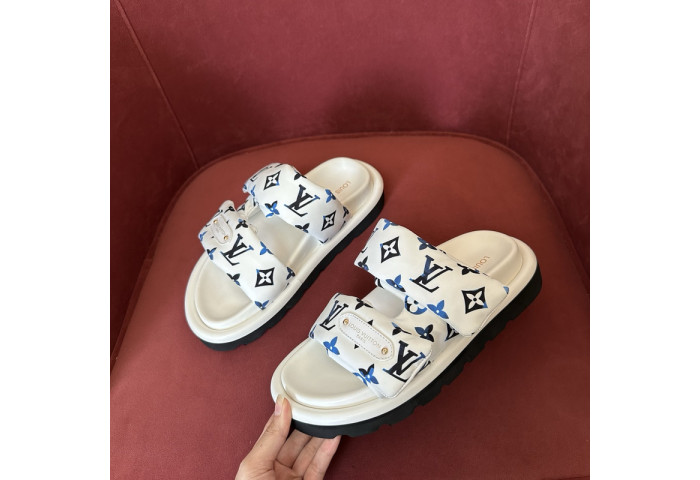 LV SANDALS