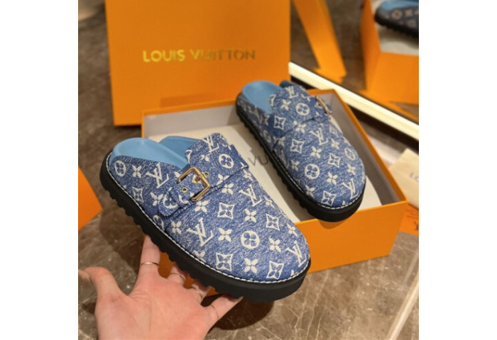 LV SANDALS