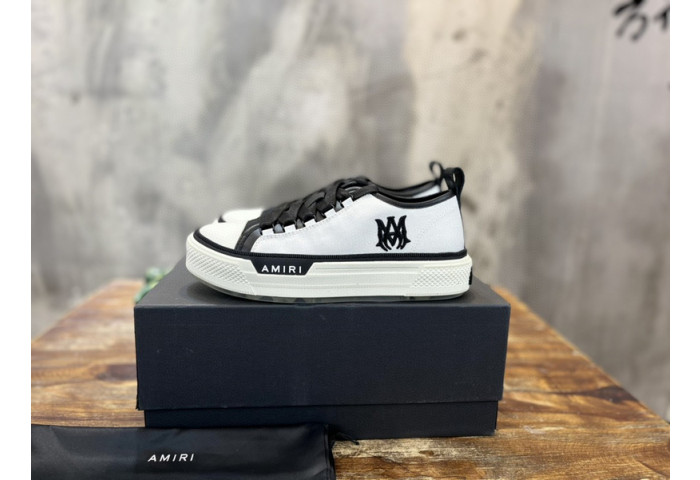 AMIRI STARS SNEAKERS