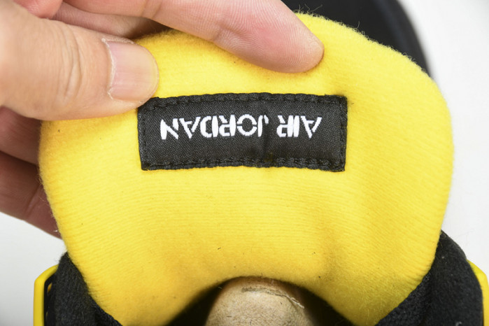 air jordan 4 retro thunder (2023) version dh6927-017