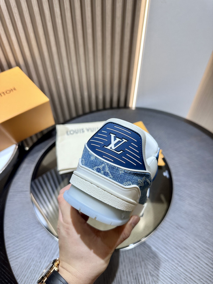 LV Trainer Sneaker
