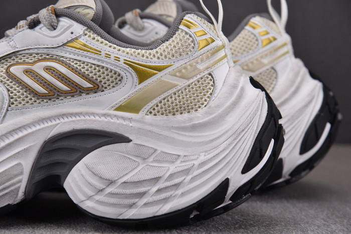 Balenciaga 6XL Sneaker