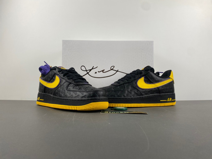 Kobe x Nike Air Force 1 Low HV5122-001