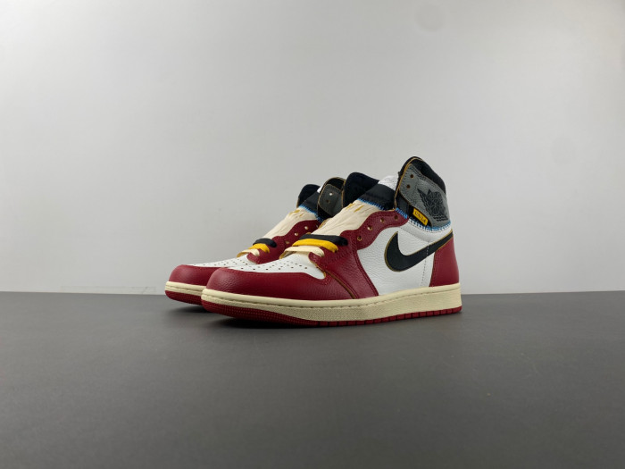 Air Jordan 1 High OG “Chicago” x Union LA HV8563-600