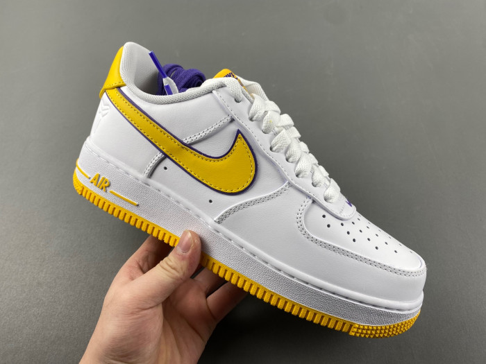 Kobe Bryant x Nike Air Force 1 Low FZ1151-100