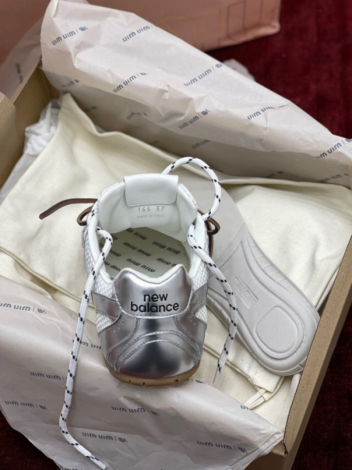 NEW BALANCE X MIUMIU SNEAKER