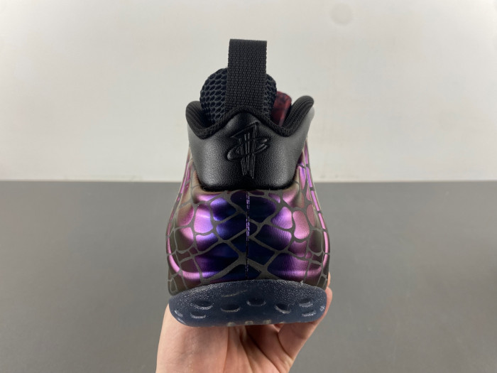 TEKKEN 8 x Nike Air Foamposite One “Kazuya Mishima” FQ9050-400