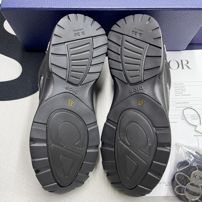 DIOR B30 SNEAKER