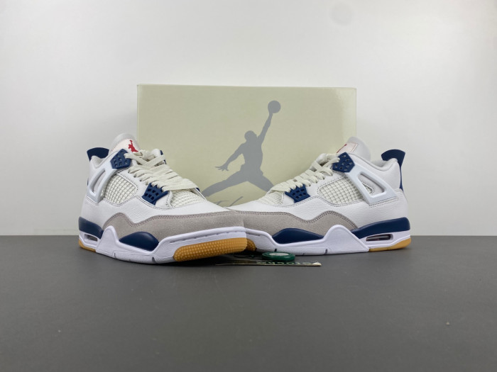 Jordan 4 Retro SB Navy DR5415-100