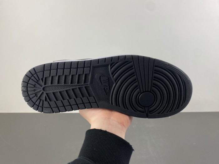 JORDAN 1 RETRO LOW OG SP TRAVIS SCOTT XZ6868 002