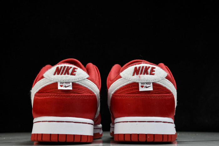 nike dunk low valentine
