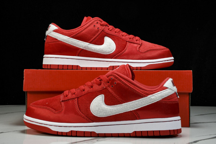 nike dunk low valentine