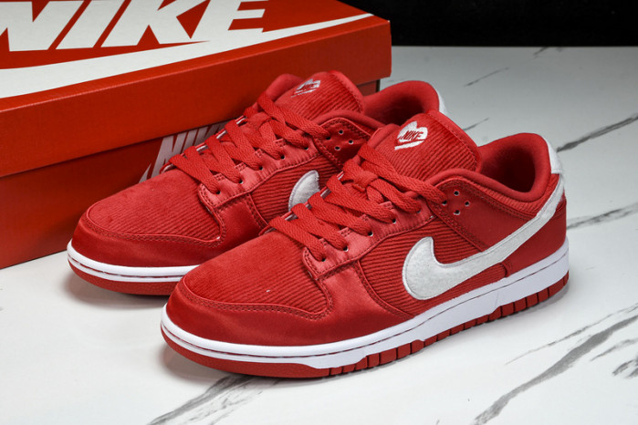 nike dunk low valentine