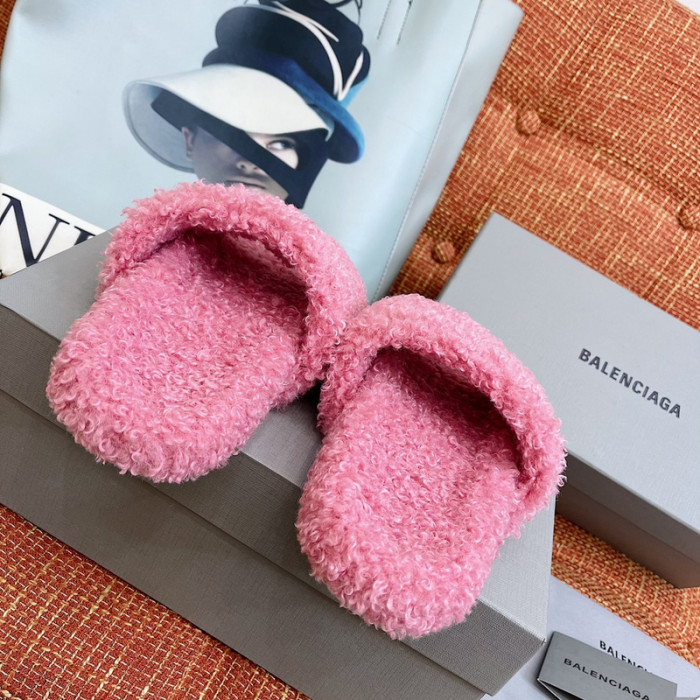 Balenciaga Furry Slide