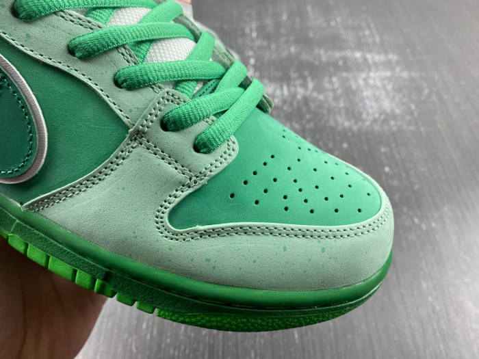nike sb dunk low concepts bright green lobster bv1310-303