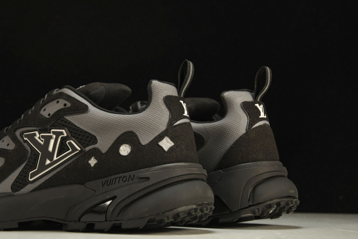 lv runner tatic sneaker