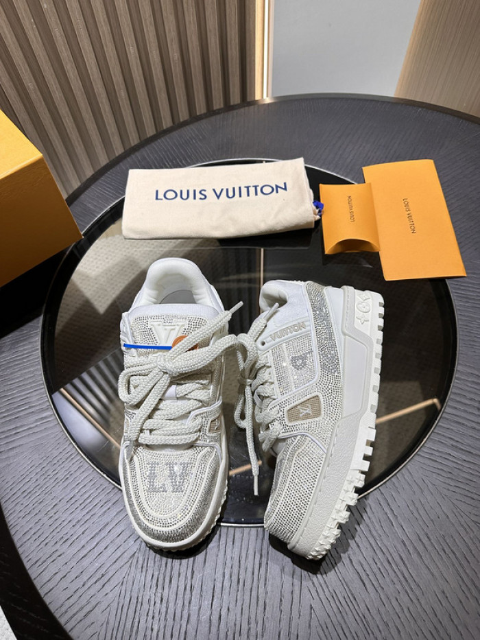 LV TRAINER MAXI