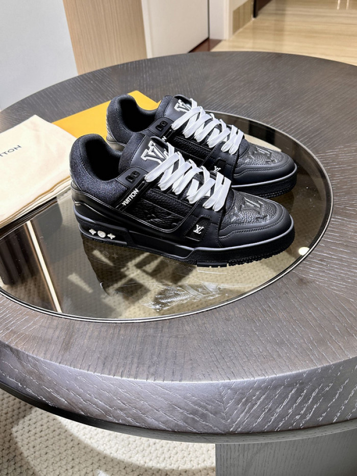 LV Trainer Sneaker