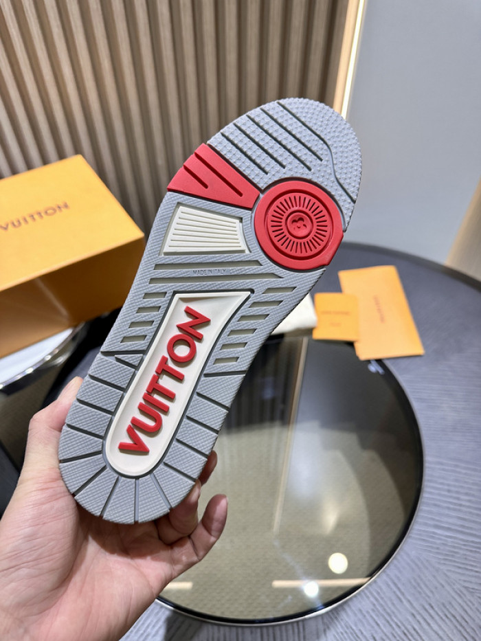 LV Trainer Sneaker