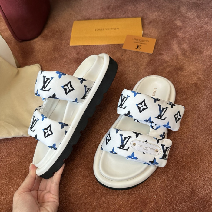 LV SANDALS