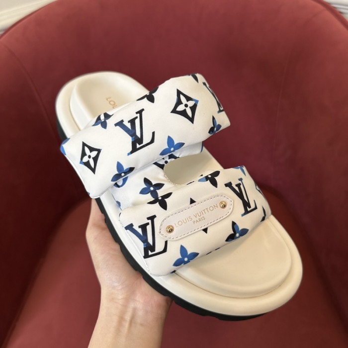 LV SANDALS