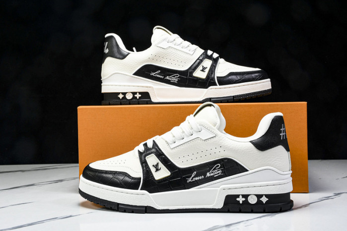 LV Trainer Sneaker