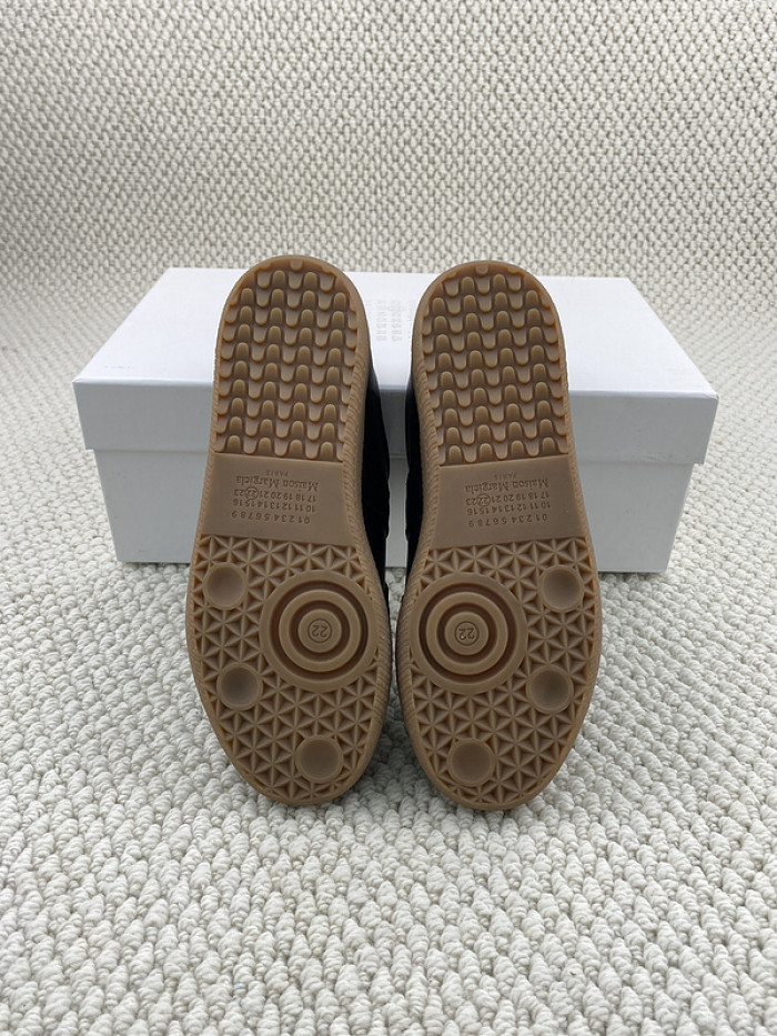 ma*s*n Ma*i*la gat sneaker