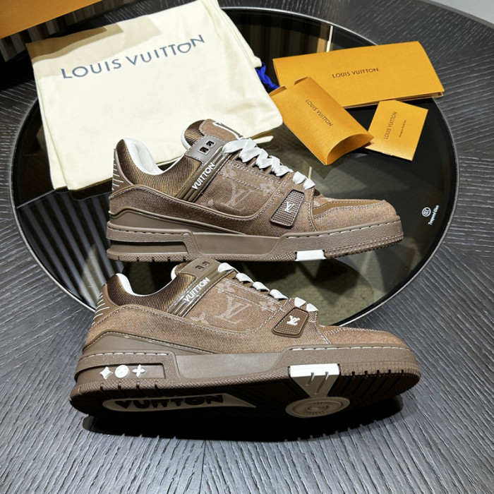 LV Trainer Sneaker
