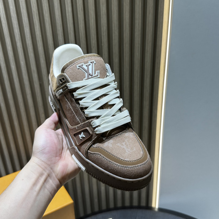 LV Trainer Sneaker