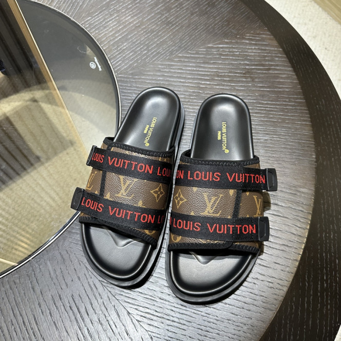 LV SANDALS