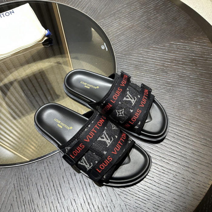 LV SANDALS