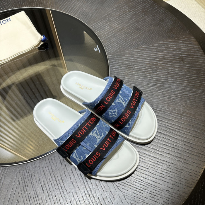 LV SANDALS