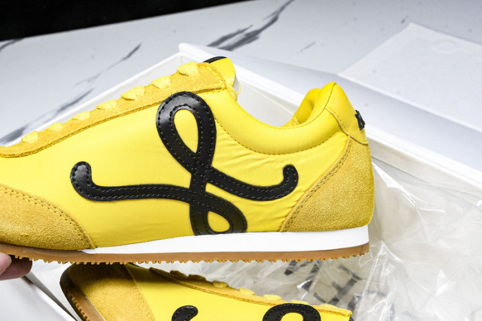 Loe*we Ballet Runner