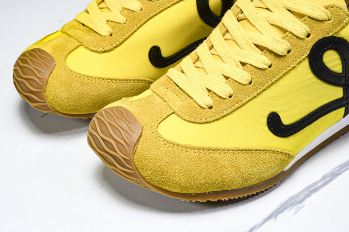 Loe*we Ballet Runner