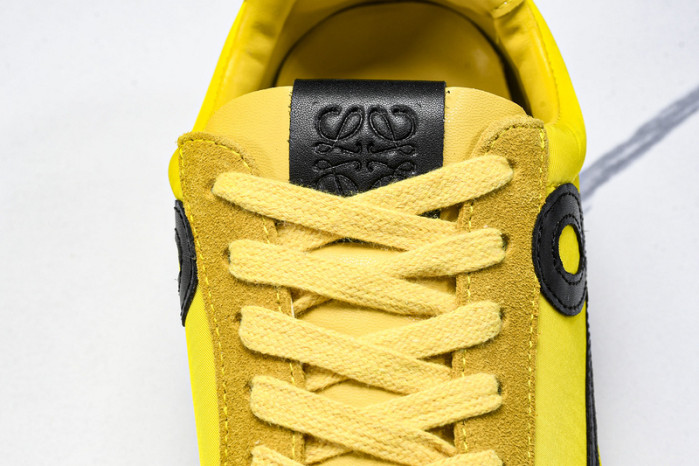 Loe*we Ballet Runner