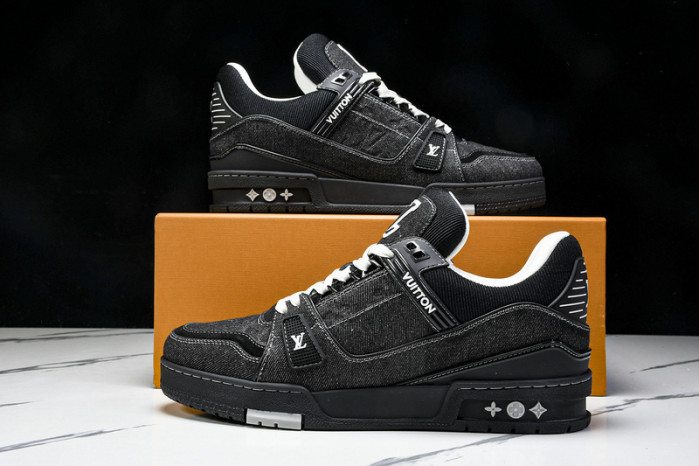 LV Trainer Sneaker