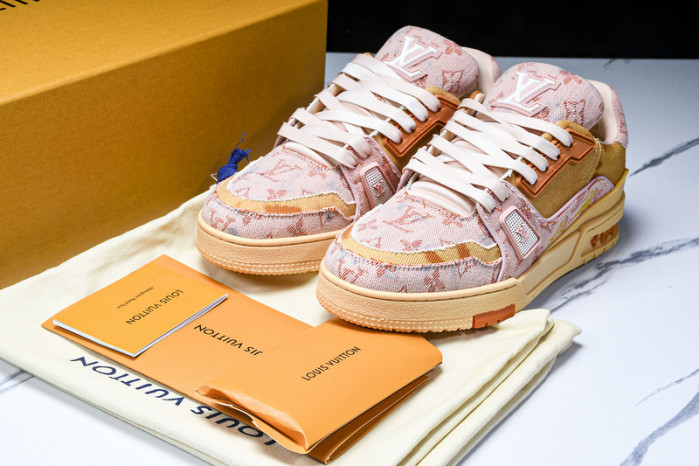 LV Trainer Sneaker