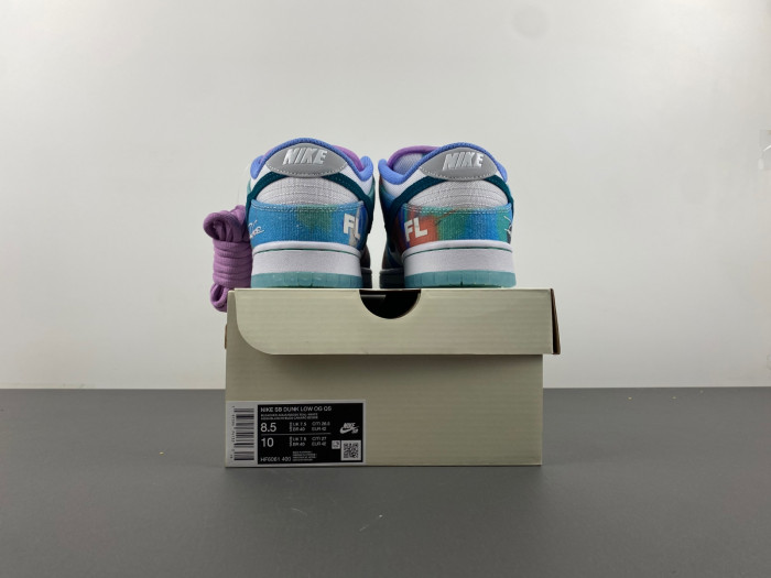 nike sb dunk low futura laboratories bleached aqua