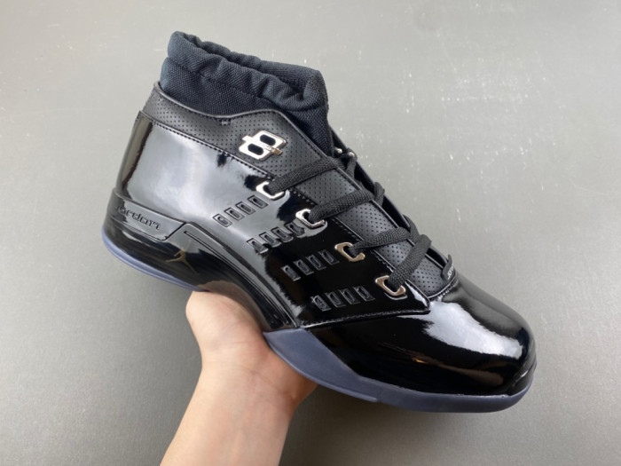 Jordan 17 Retro Low Black Patent IZ2638-001
