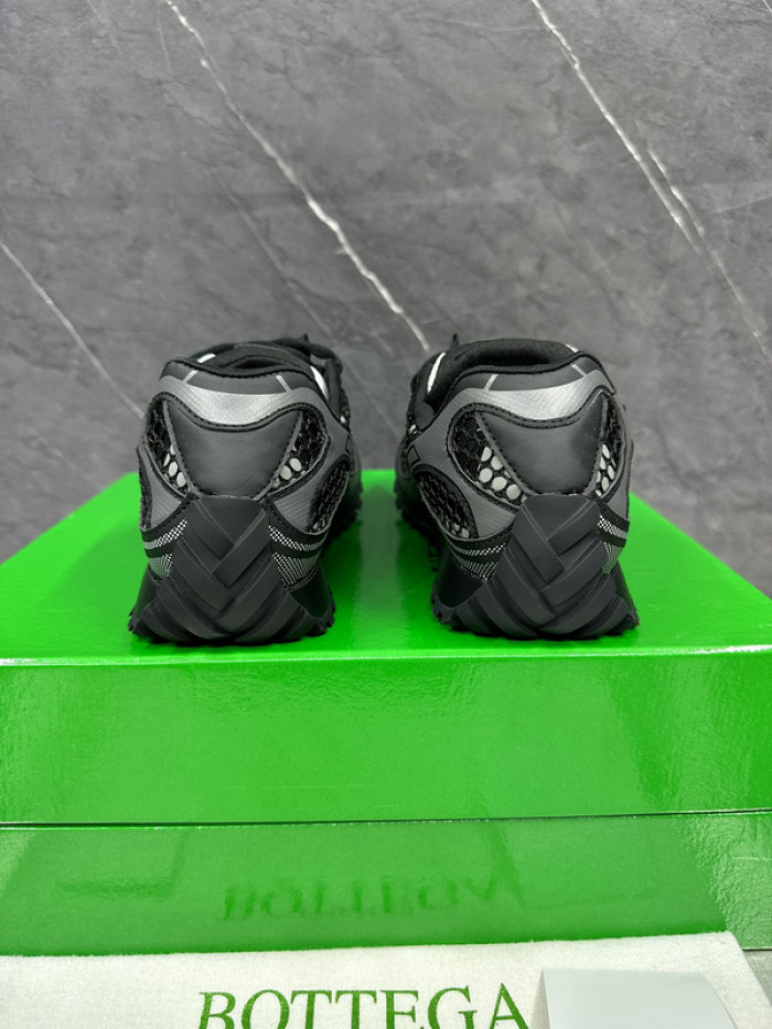 bo*ttega Ve*ne*ta sneaker