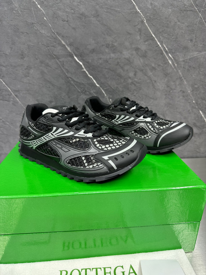 bo*ttega Ve*ne*ta sneaker