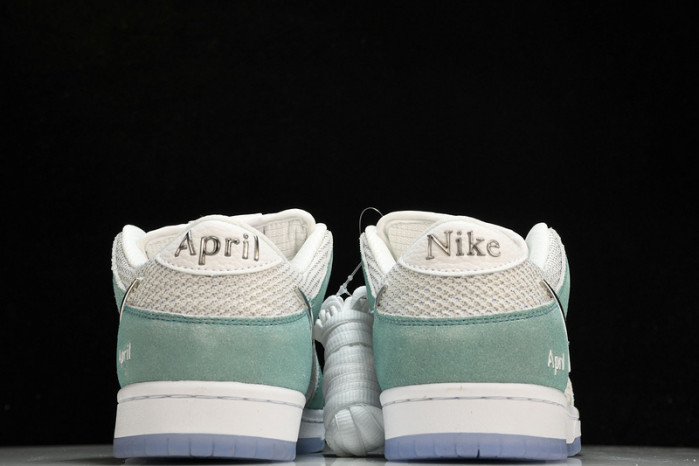 nike sb dunk low april skateboards fd2562-400