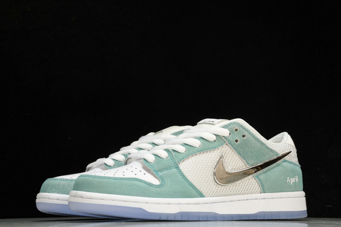 nike sb dunk low april skateboards fd2562-400
