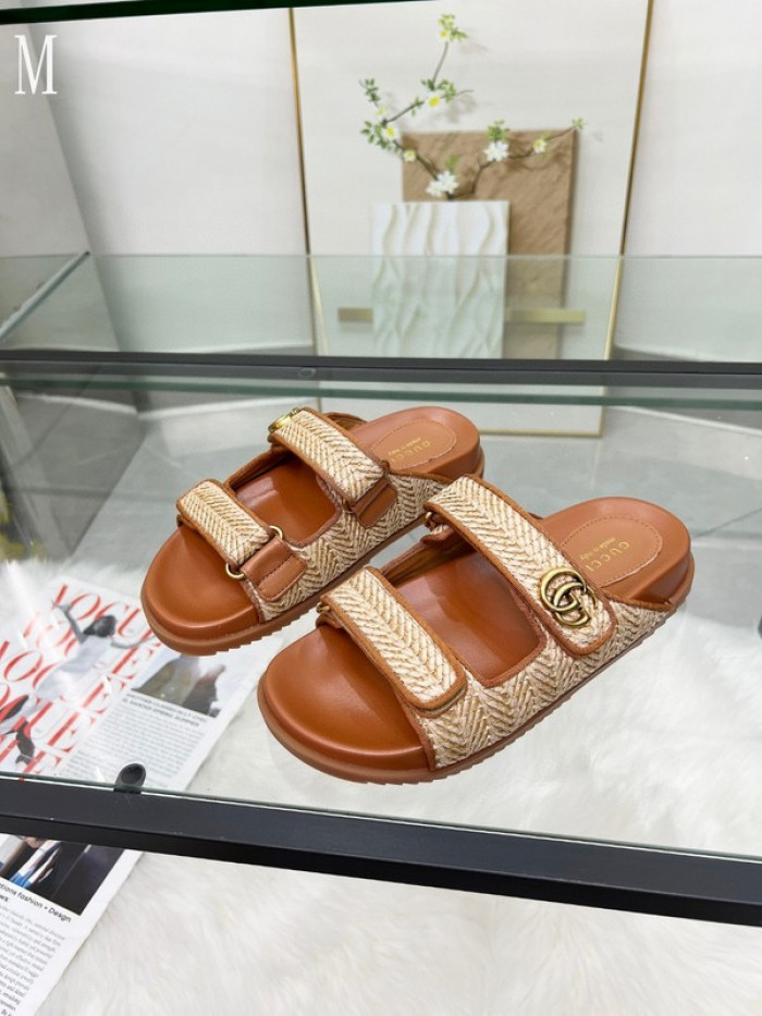 GUCC SANDALS