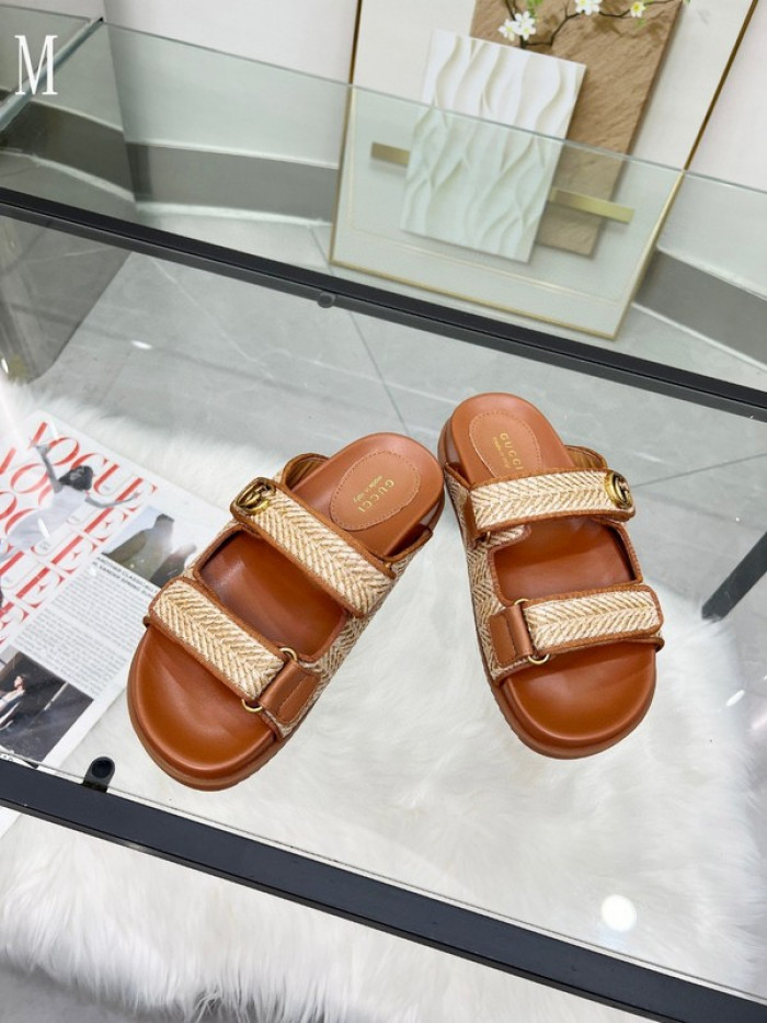 GUCC SANDALS
