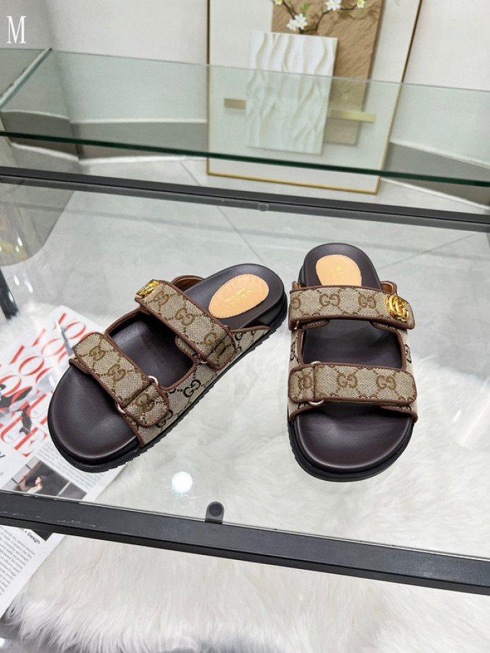 GUCC SANDALS